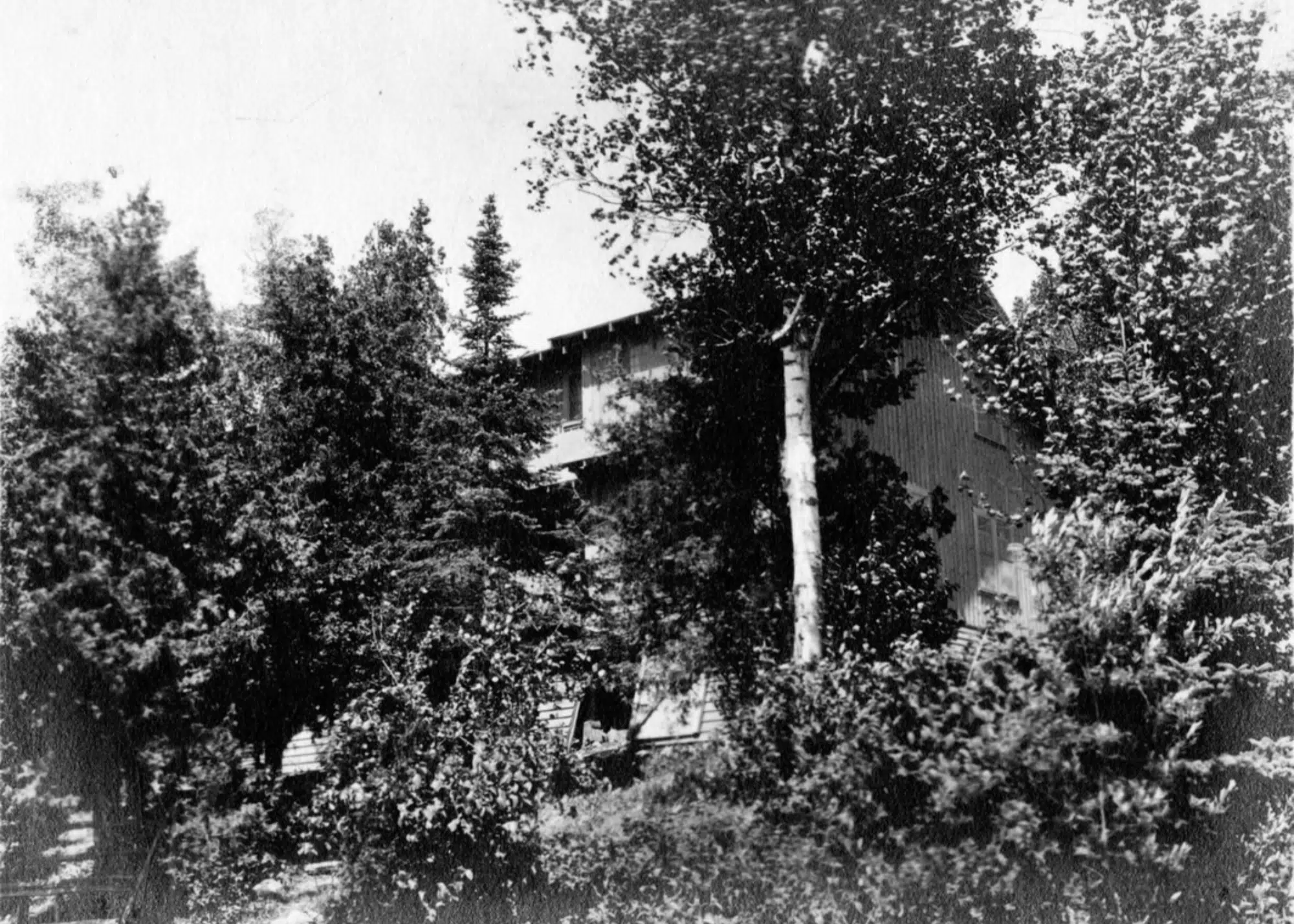 The Leopold family cottage in Les Cheneaux, ca. 1910-19.